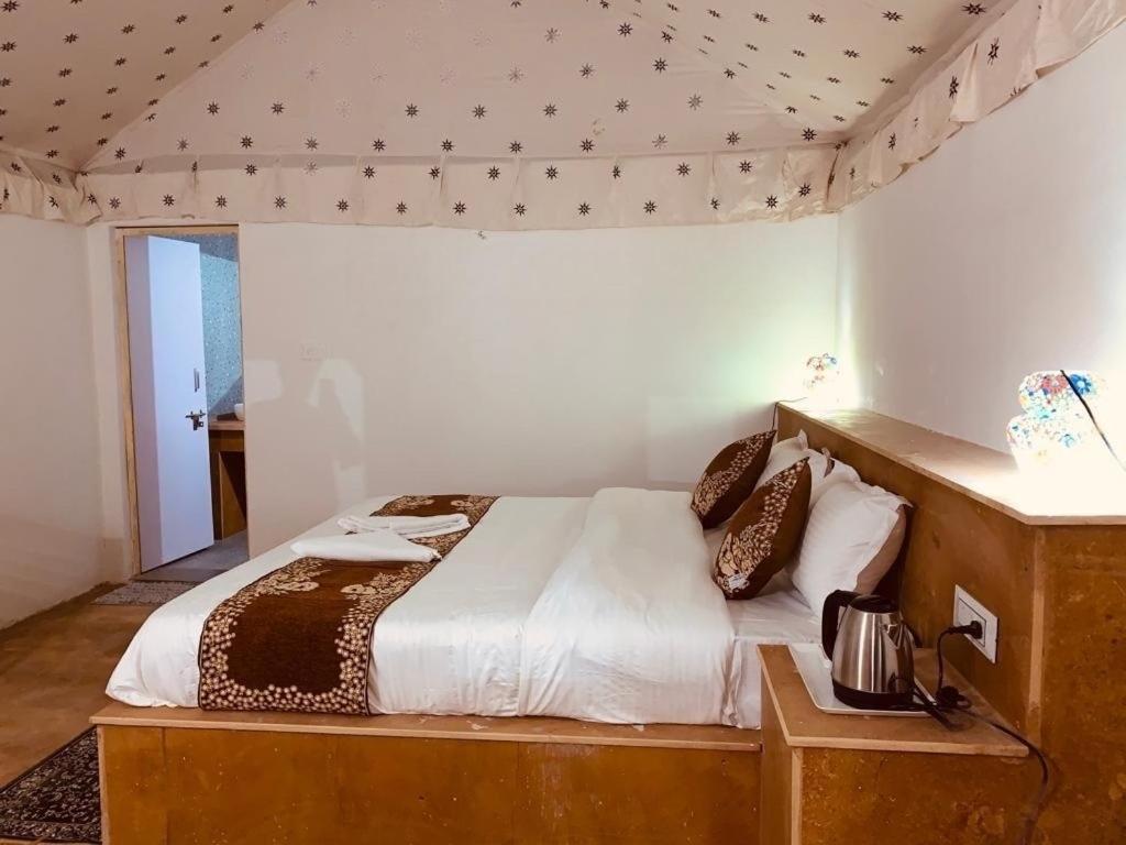 Best Desert Camp In Jaisalmer Red Velvet Bagian luar foto